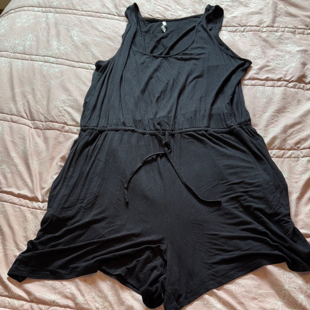 Maurices sleeveless Romper Shorts Size 1X Plus Size Women’s